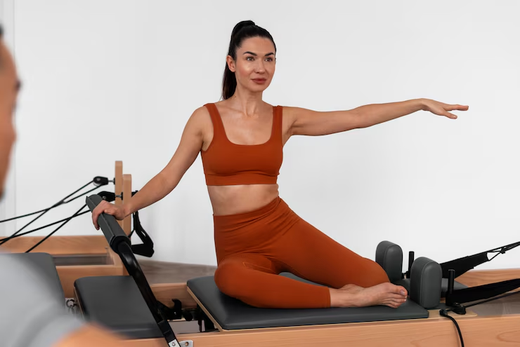 A Smarter Way to Stay Strong: Why Low-Impact Resistance Training Is Gaining Ground 2 AD 4nXeo 9xfGaUi BjmmL7ZTzIFeinkOaQX pYaub4FyprDbOUPd Z bleCND6YuLsA89gu62UbahFUsSuMhacr19Lsxgav7LJWeRbcf7UoXjijRJPjMwx9m6